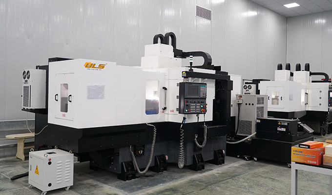 װ������